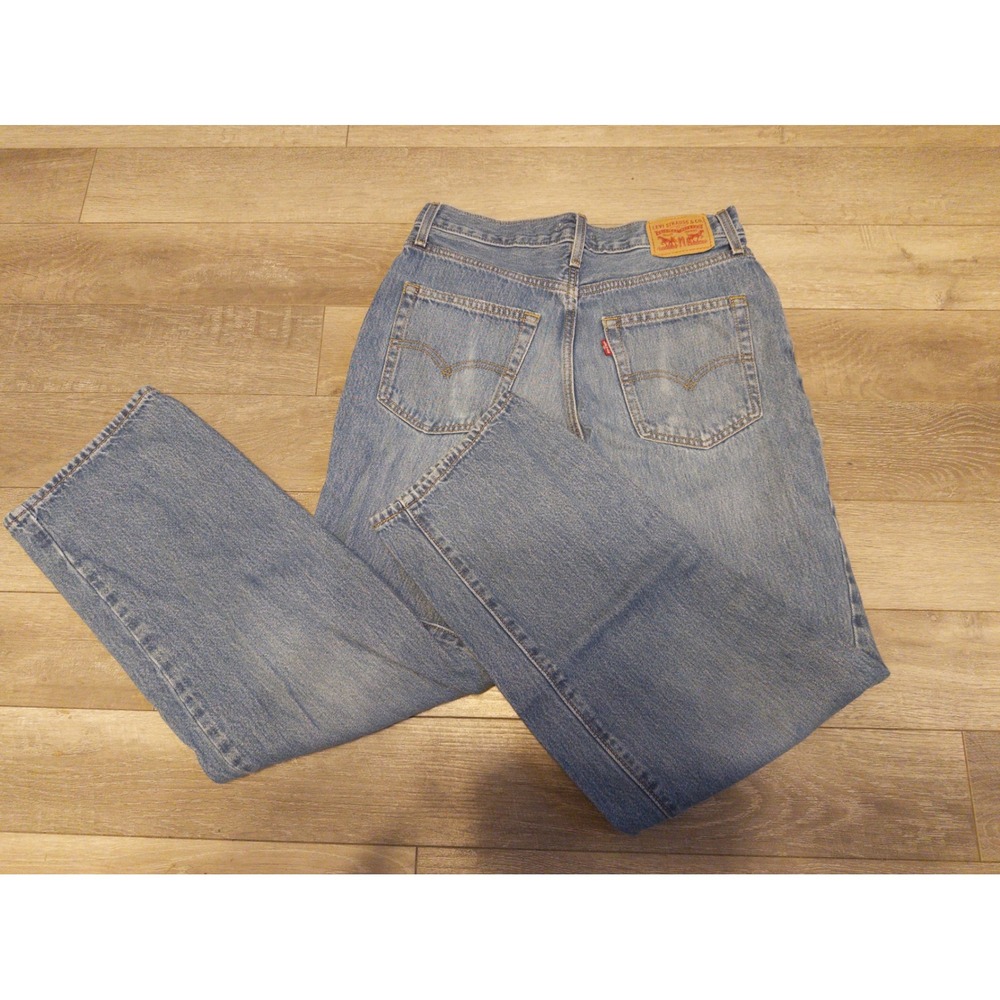 Levi's 94 Baggy Jeans Women 28x31 High Rise Straight Leg Light Wash - Picture 1 of 11